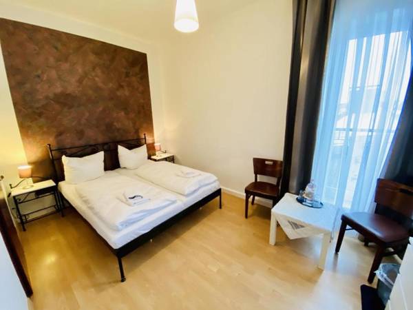 Doppelzimmer Tafel direkt am Alten Strom