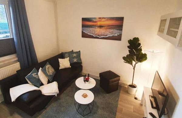 Hanni wenige Minuten zum Strand