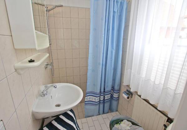 Ferienwohnungen Waren SEE 7010