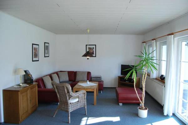 Ferienwohnung-Stricker-2-1-Typ-B-Terrasse