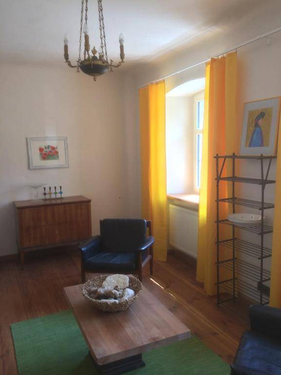 Ferienwohnungen im SCHUL & RATHHAUS Obervolkach