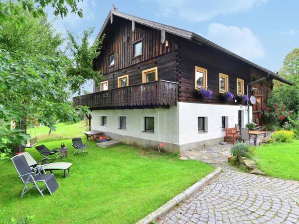 Pleasing Holiday Home in Viechtach Wiesing with Private Terrace