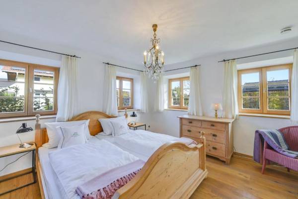 Ferienwohnung Kneissl Alte Gendarmerie Übersee