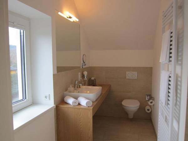 Ernst Clüsserath Weingut & Weinhotelchen