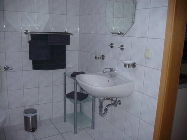 "Ferienwohnungen Wiesenblick"