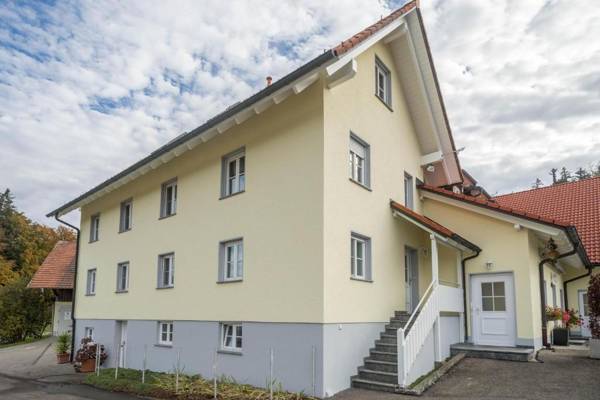 Zapfs Bauernhof Lilie