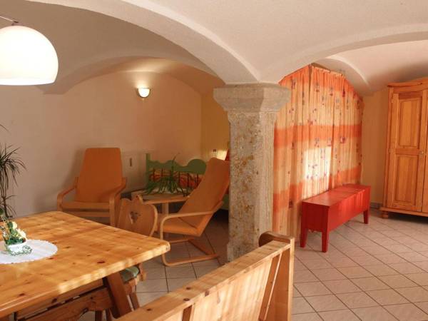 Comfy Apartment in Weißig with Garden
