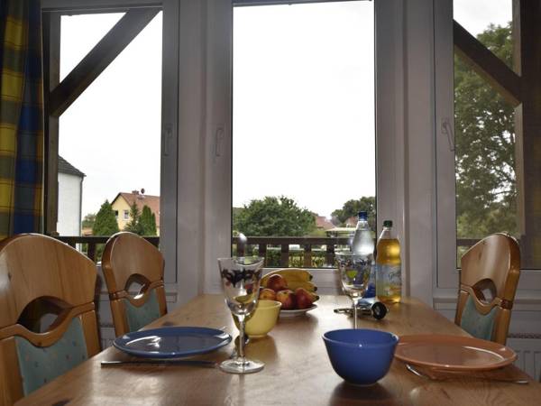 Beautiful Apartment with Terrace in Boddin