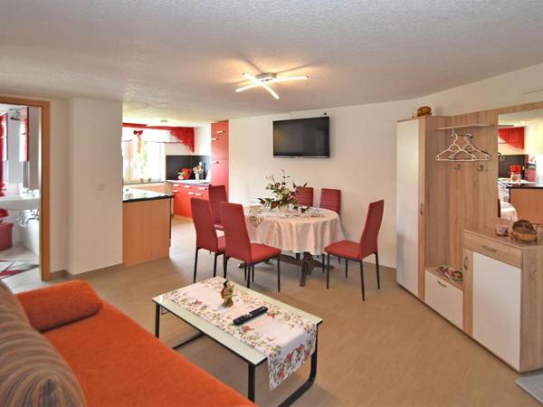 Cozy Apartment in Lichtenhain Germany With Garden