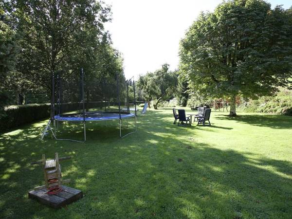 Charming Apartment with Balcony GardenBBQ ParkingHeating