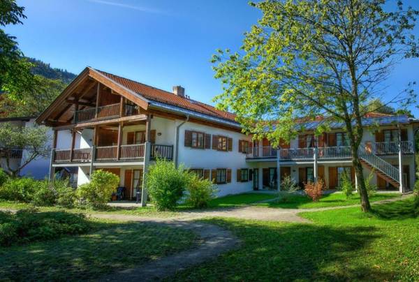 Appartementhaus „die Kuh am See“ (vormals Haus St. Leonhard)