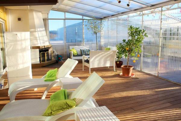 2 bedrooms appartement with indoor pool enclosed garden and wifi at Sauerlach