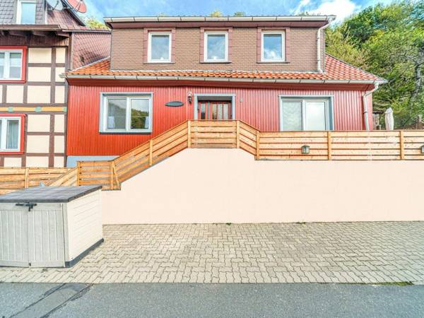 Holiday Home in Zorge with Garden Terrace BBQ Deckchairs