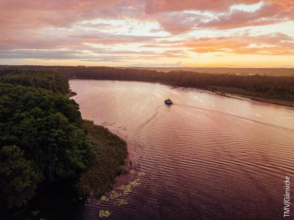 Kuhnle-Tours Hafendorf Müritz