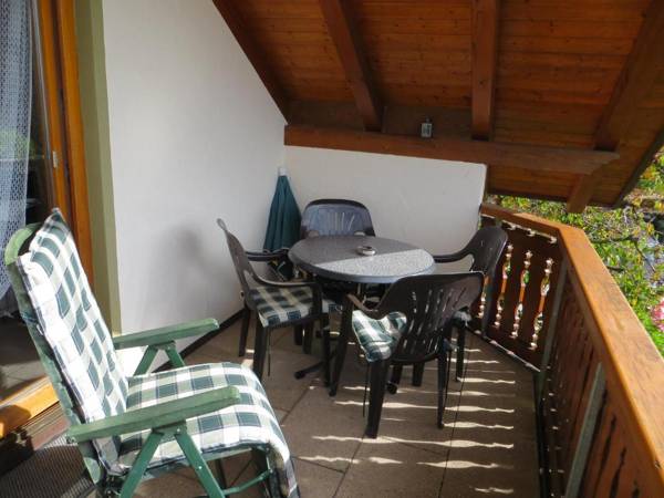 Drei-Mädelhaus Ambs Wohnung 1