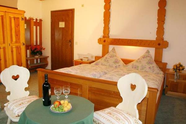 Haus am Reschenberg Ferienwohnungen