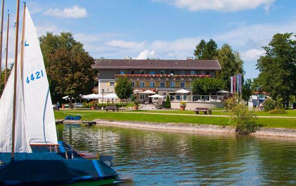 Hotel Schlossblick Chiemsee