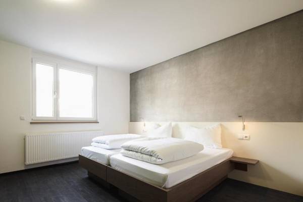 a2 HOTELS Plochingen