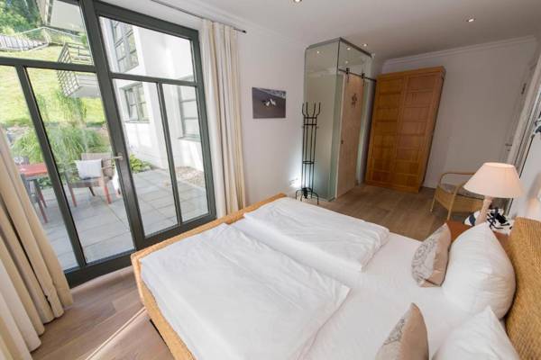 Villa "Paula" F501 WG 01 "Findling" strandnah mit Kamin Terrasse Balkon