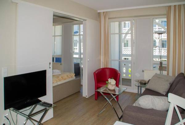 Ferienwohnung mit Balkon und Seeblick