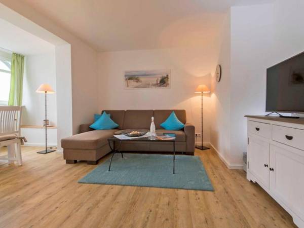 Villa "Freia" F 404 WG 11 mit direktem Meerblick und Balkon