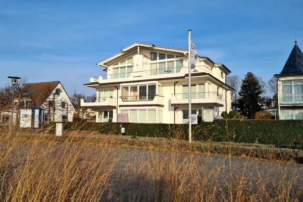 Villa Schwan by Rujana