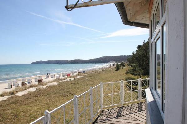 Aparthotel Ostsee FeWo Nr 21 strandnah Balkon Meerblick Strandkorb saisonal