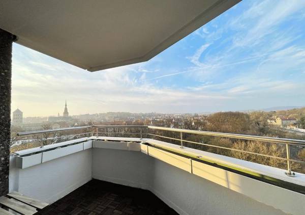 Zentral gelegene Studios I home2share