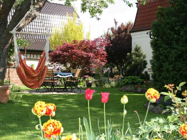 Comfortable apartment in Nordhausen in the Harz with pellet stove and use of the garden