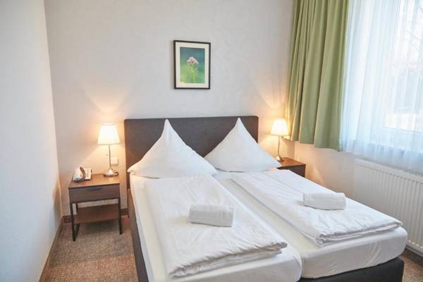 Bernstein Acamed Resort