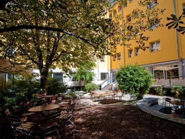 Haus International Hostel