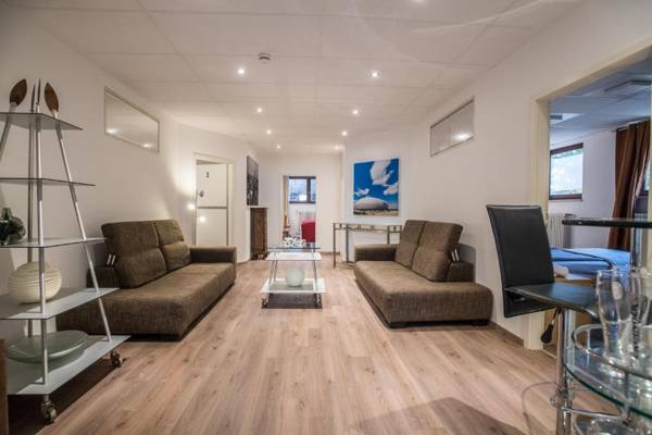 Garden House & East Park-Apartments