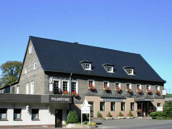 Spacious holiday home in the Sauerland with private restaurant and beer garden
