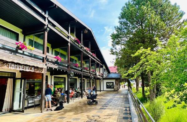 Landhotel Tanneneck - ideal für Gruppen Familien und Hunde