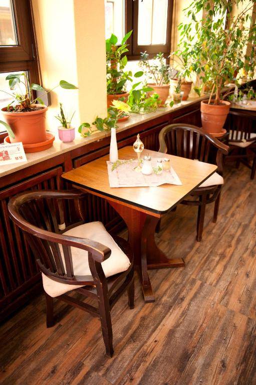 Neubert`s Gasthaus am Rhein