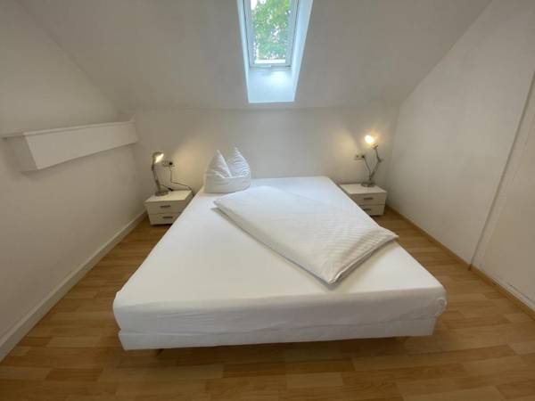 Waldhorn Alleenring Apartments