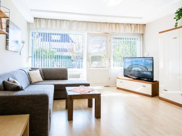 Waldstraße 8 Wohnung 1