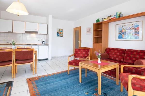 Ferienwohnung Ostsee-Koje mit Terrasse im Kaiserhof 4