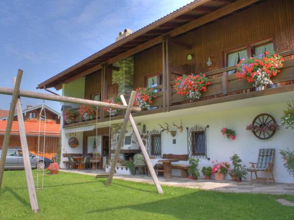 Gästehaus Hirschbichler - Chiemgau Karte