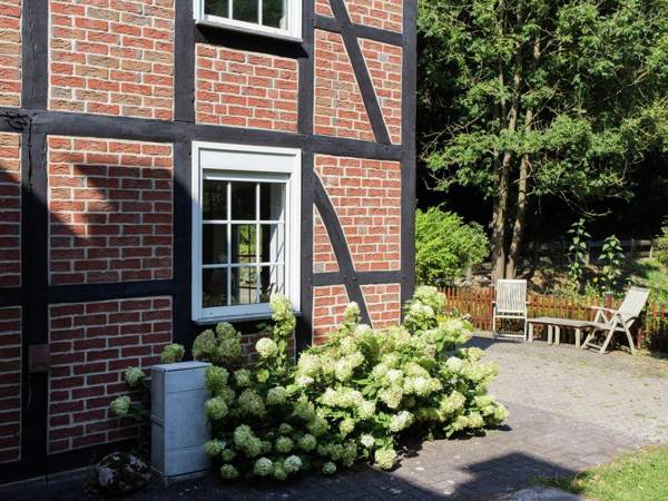 Holiday home in the Weser Highlands in a unique location with sunny terrace