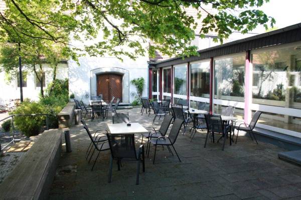 Nell Breuning Haus