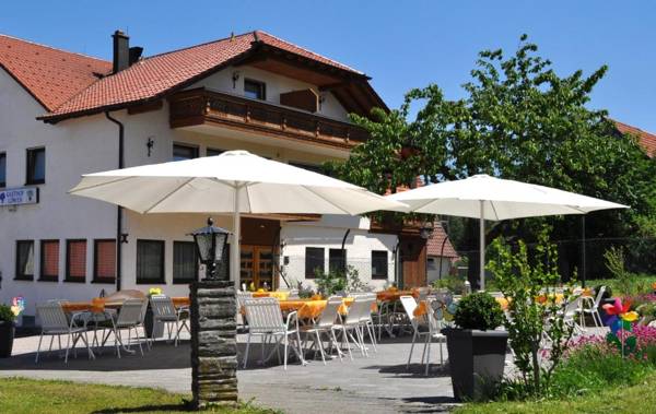 Gasthof-Hotel-Löwen