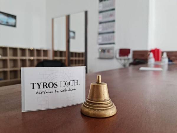 Tyros Hotel und Gästehaus am Weidendamm