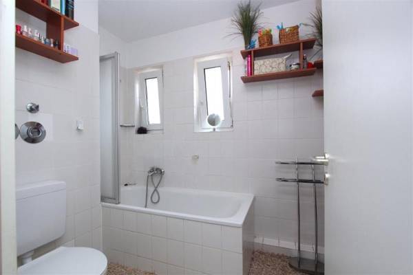 6024 Private Room