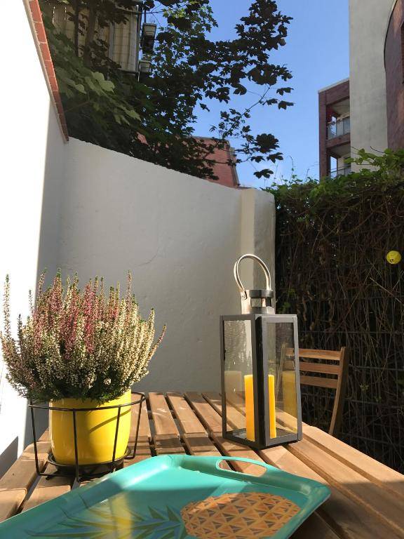 Ferienapartments "BACKBORD" & "STEUERBORD" in Hamburg-Ottensen