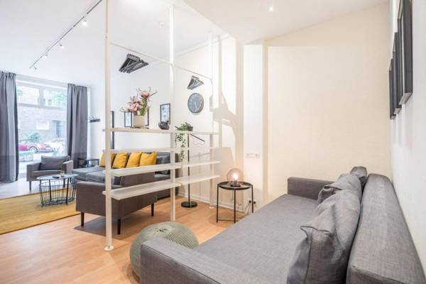 Spacious apt next to Goldbekkanal in Hamburg 