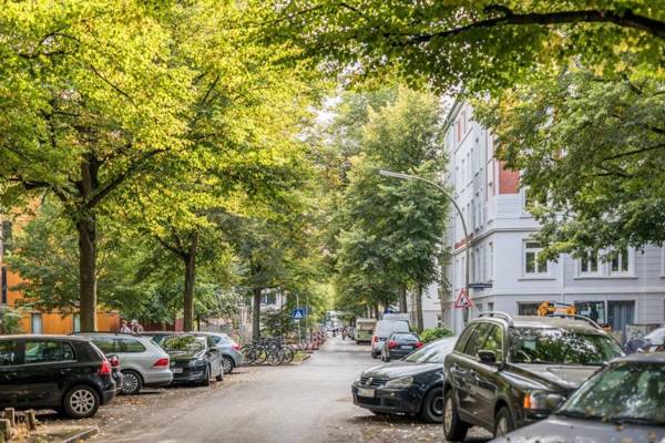 Spacious apt next to Goldbekkanal in Hamburg 