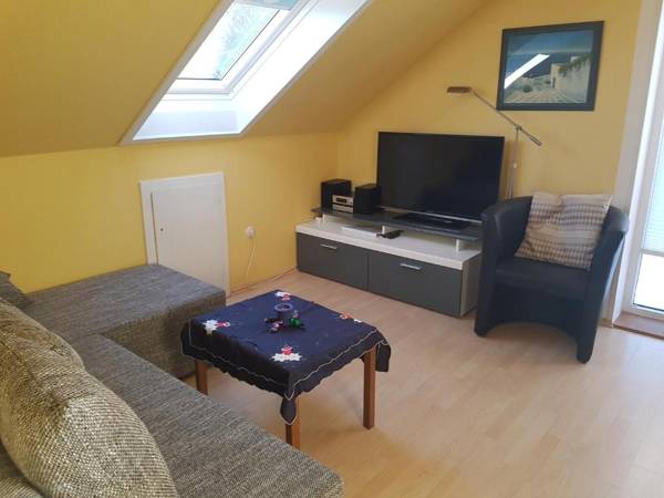 Ferienwohnungen Öker - Whg 2 - familiengerechte Fewo mit 2 SZ nur wenige Gehminuten zum Hauptstrand