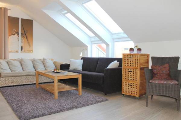 "Grüntal 8 - Whg 9" Wohlfühloase in ruhiger Lage 52 qm Wohnfläche zzgl 12 qm großzügiger Dachterrasse!