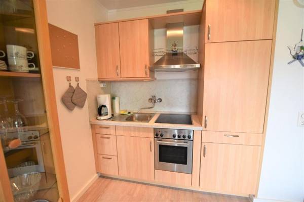 8008 Kleine Bergstraße7